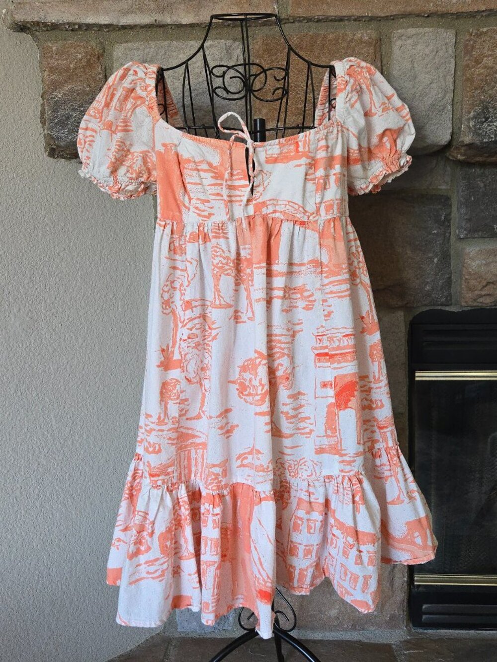Urban Outfitter Wonderland Puff-Sleeves Babydoll Dress (M)